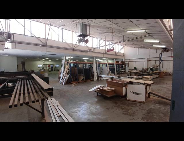 2,812M² WAREHOUSE FOR SALE IN REUVEN